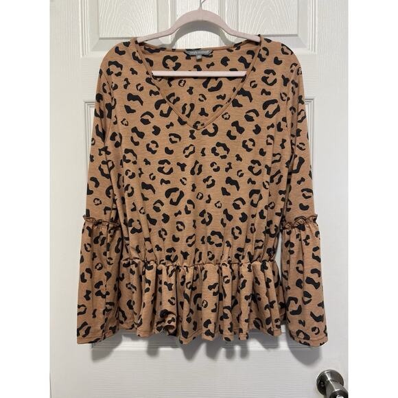 Simply Southern Womens Size Xl Cheetah Print Blouse With ruffle Bottom. Boho - Picture 2 of 10